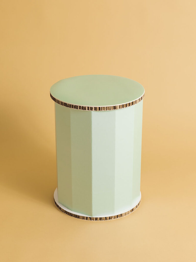 Sgabello circolare verde menta