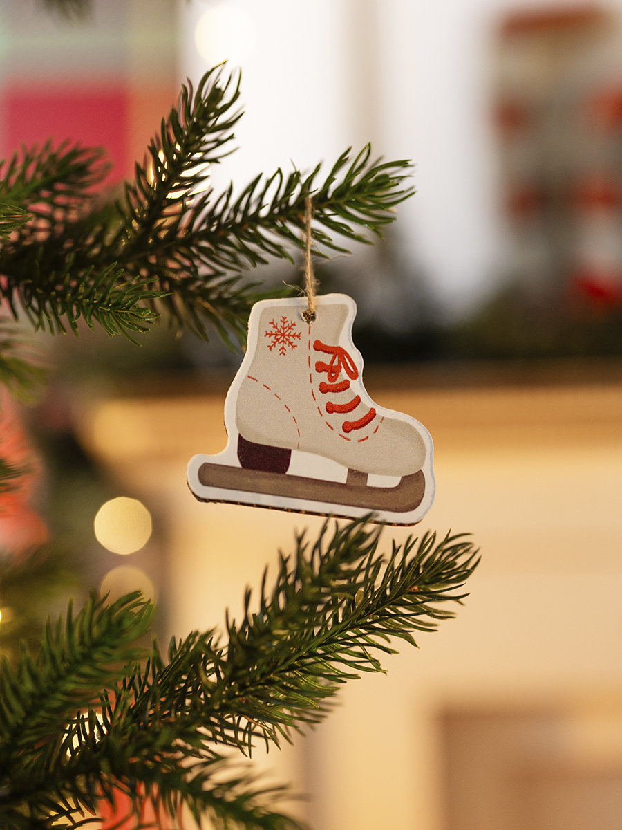 Decorazione natalizia per albero pattino da ghiaccio in cartone alveolare FSC® Honeycomb Design